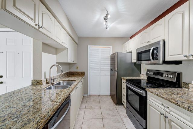 2550 N ALAFAYA TRAIL 1203, Orlando, FL 32826