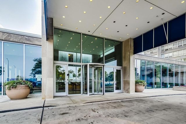 4800 S Chicago Beach Drive 2308S, Chicago, IL 60615