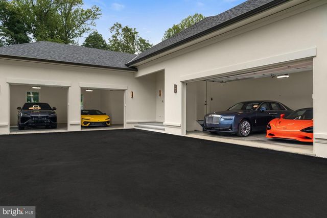 792 FALLS FARM CT, Great Falls, VA 22066