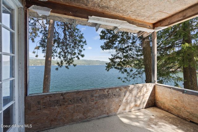 36799 W COEUR D ALENE LAKE SHR, Coeur D'alene, ID 83814