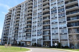 8815 W Golf Road 6B, Niles, IL 60714