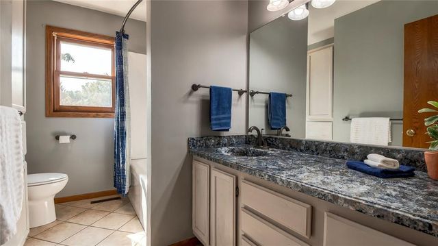 503 Hewitt Street, Eau Claire, WI 54703