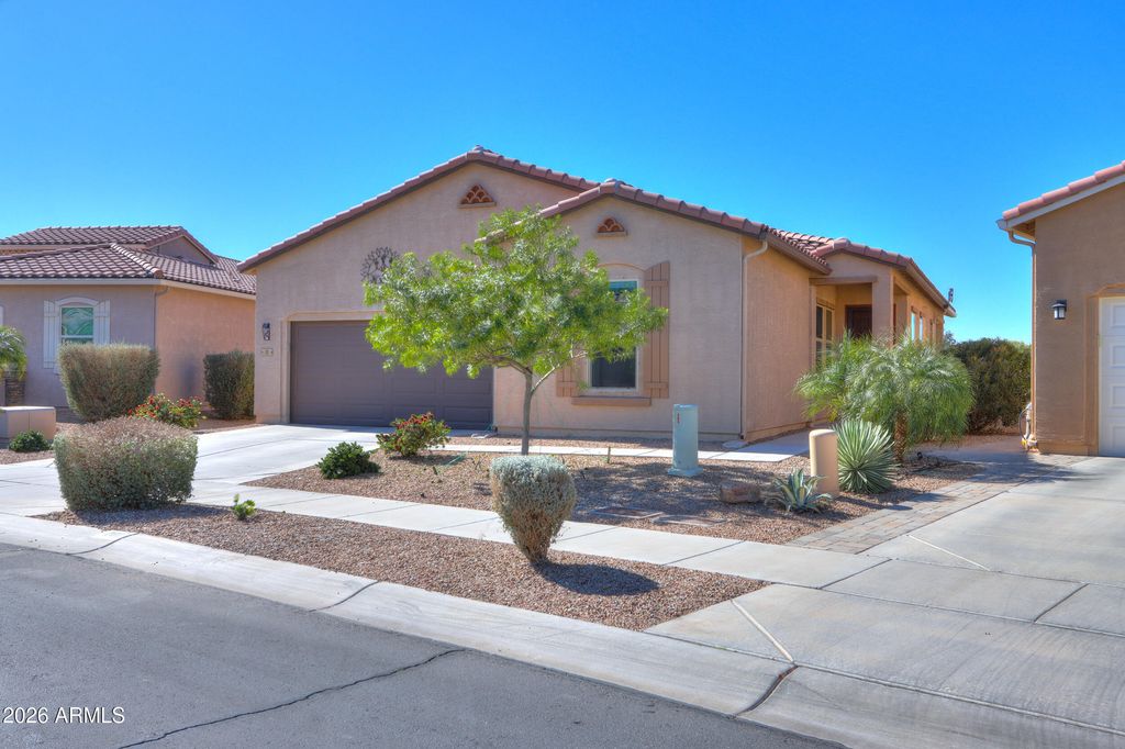 281 N QUESTA Trail, Casa Grande, AZ 85194 — exterior