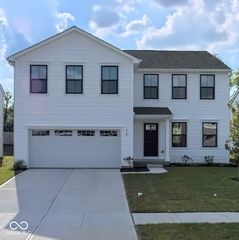 370 Traditions Pass, Greenwood, IN 46143