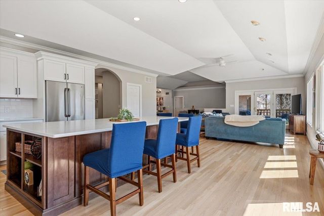 8 Riverwood Drive, Rochester, IL 62563