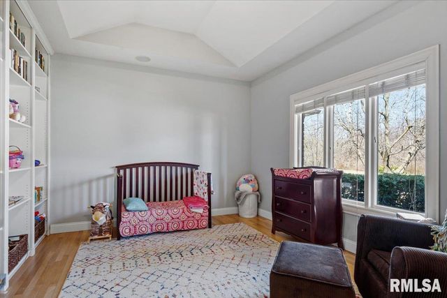 8 Riverwood Drive, Rochester, IL 62563