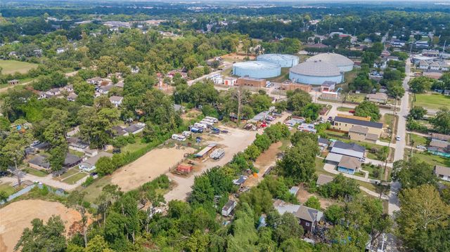 7302 Phillips Street, Houston, TX 77088