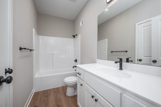 4551 145th Terrace, Basehor, KS 66007