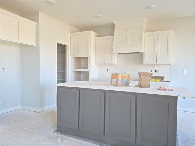 4551 145th Terrace, Basehor, KS 66007