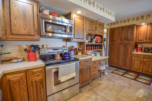 4501 N Wheeling 6B-201, Muncie, IN 47304