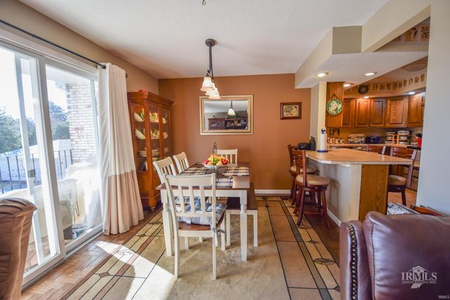 4501 N Wheeling 6B-201, Muncie, IN 47304