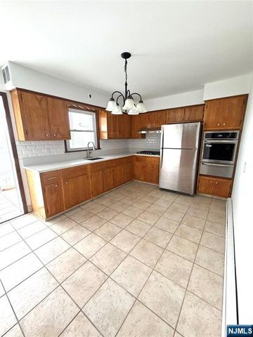 75 Maitland Place, Garfield, NJ 07026