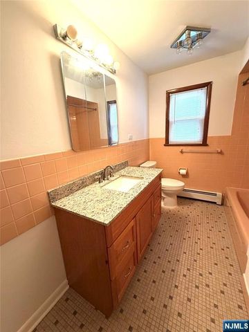 75 Maitland Place, Garfield, NJ 07026