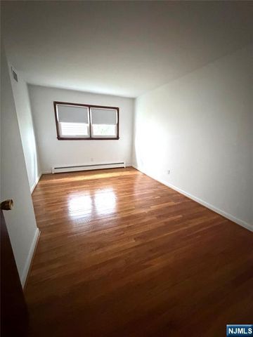 75 Maitland Place, Garfield, NJ 07026