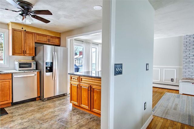 8 Surrey Lane, West Warwick, RI 02893