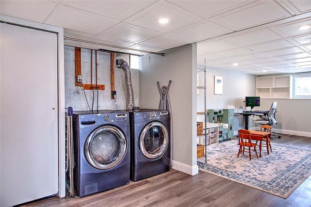 8 Surrey Lane, West Warwick, RI 02893