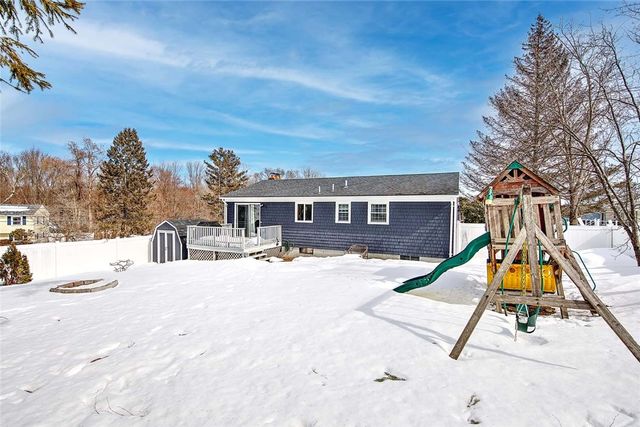 8 Surrey Lane, West Warwick, RI 02893