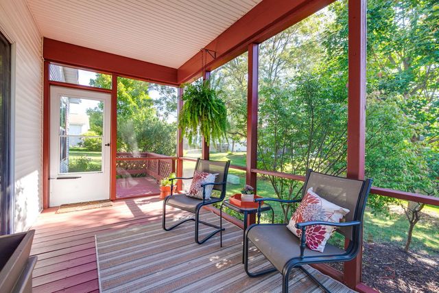 3548 BLUE HERON Circle, Grayslake, IL 60030