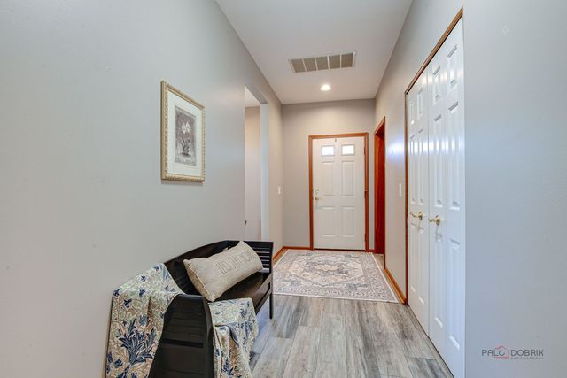 3548 BLUE HERON Circle, Grayslake, IL 60030