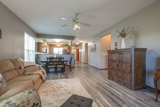 3548 BLUE HERON Circle, Grayslake, IL 60030