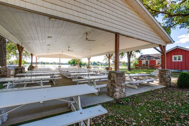 3548 BLUE HERON Circle, Grayslake, IL 60030