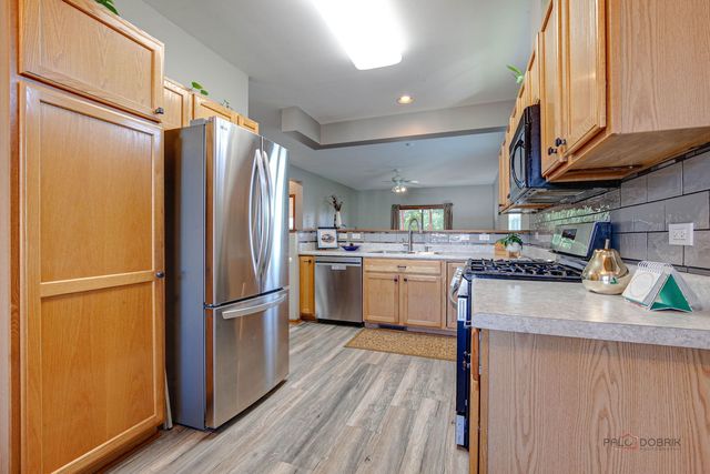 3548 BLUE HERON Circle, Grayslake, IL 60030