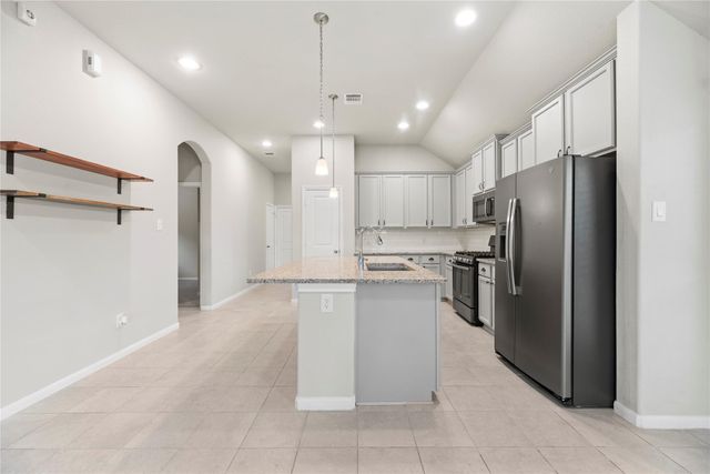 31222 Pinebrook Falls Lane, Hockley, TX 77447