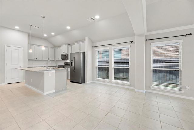 31222 Pinebrook Falls Lane, Hockley, TX 77447
