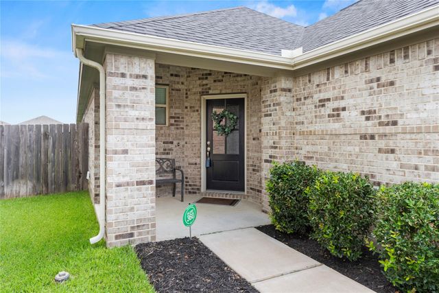 31222 Pinebrook Falls Lane, Hockley, TX 77447