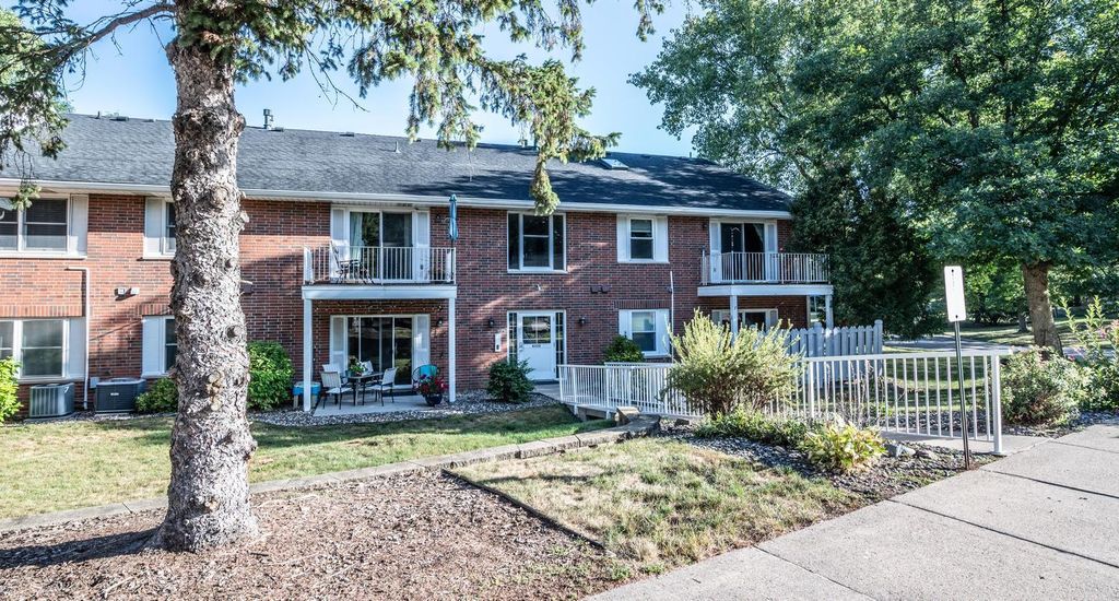 6333 Alderwood Circle F, Woodbury, MN 55125 — exterior