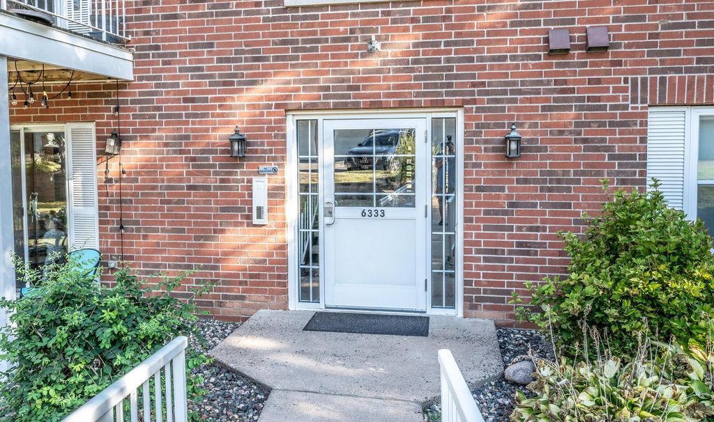 6333 Alderwood Circle F, Woodbury, MN 55125 — photo 2