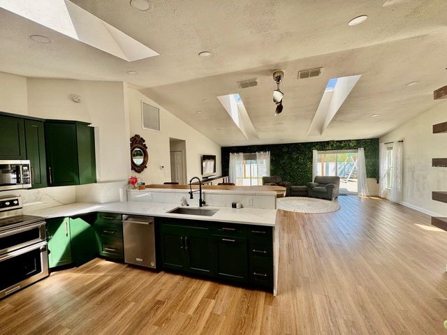 8640 8TH STREET, Orlando, FL 32836
