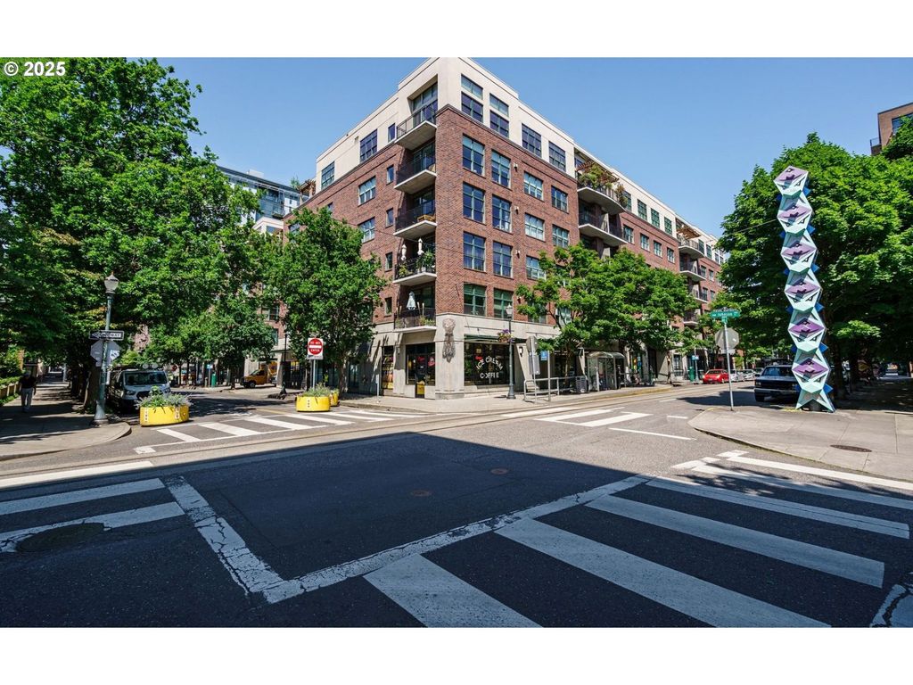 821 Nw 11TH Ave 307, Portland, OR 97209