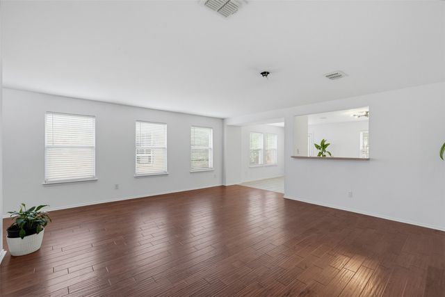 1612 Crown Point Drive, Little Elm, TX 75036