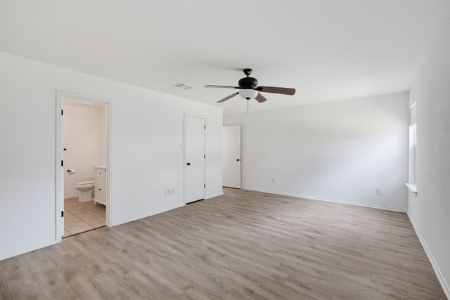 1612 Crown Point Drive, Little Elm, TX 75036