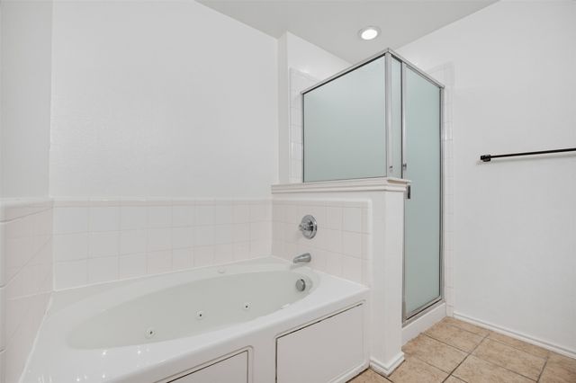 1612 Crown Point Drive, Little Elm, TX 75036
