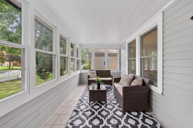547 Melrose Avenue, Kenilworth, IL 60043