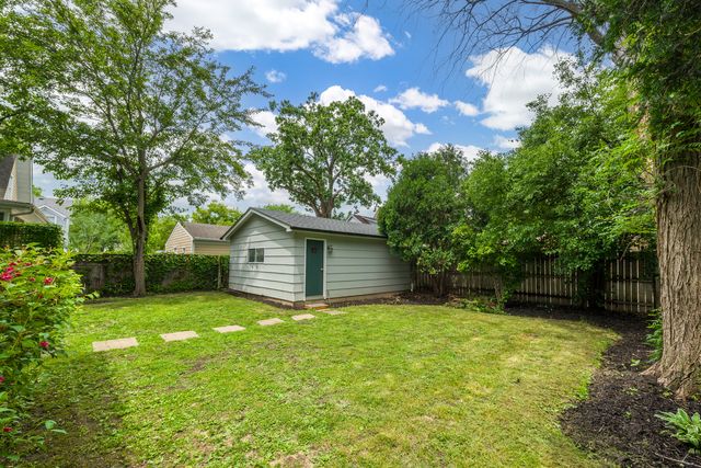 547 Melrose Avenue, Kenilworth, IL 60043