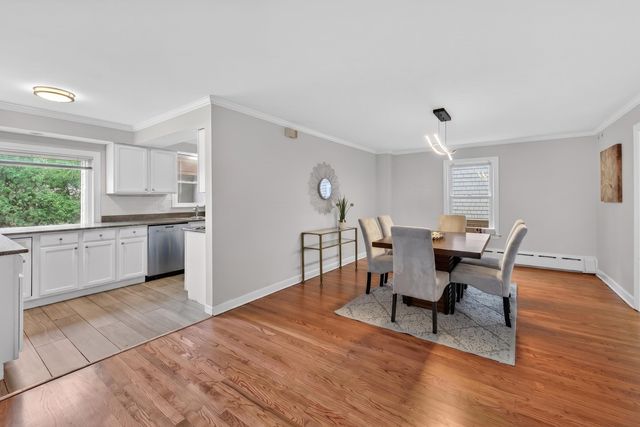 547 Melrose Avenue, Kenilworth, IL 60043