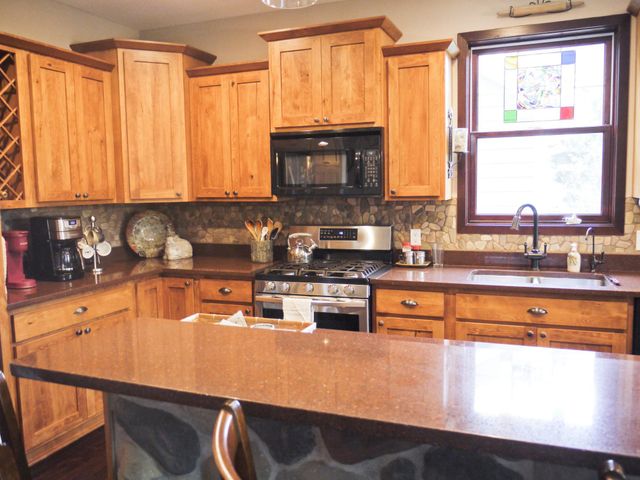 5250 167th Street W, Lakeville, MN 55044