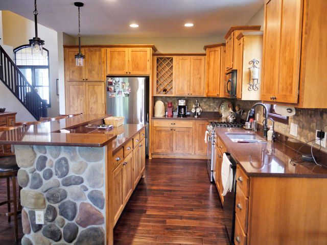 5250 167th Street W, Lakeville, MN 55044