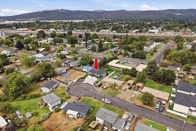 7805 E Baldwin Ave, Spokane Valley, WA 99206