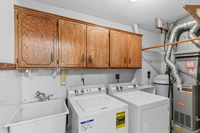 5661 Donegal Court, Shoreview, MN 55126