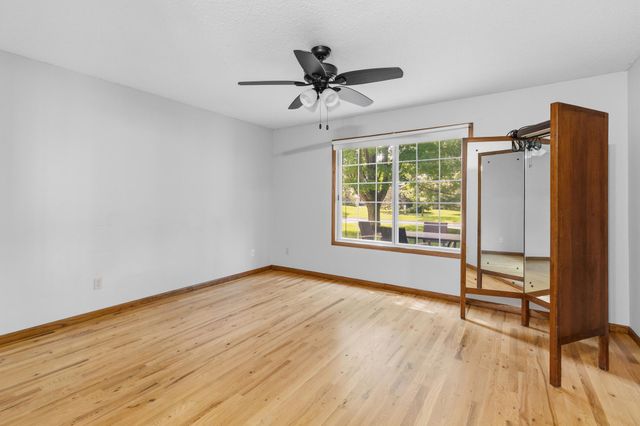 5661 Donegal Court, Shoreview, MN 55126