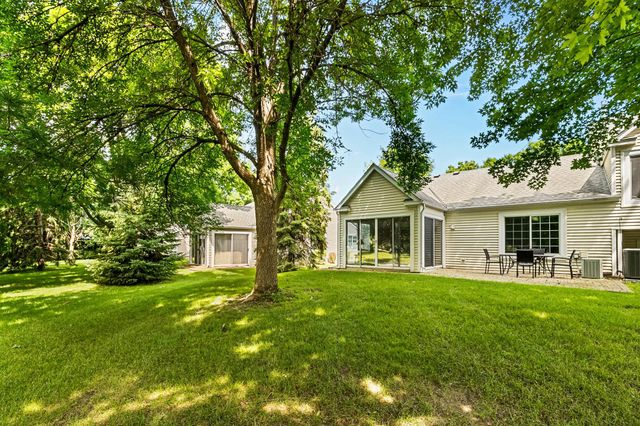 5661 Donegal Court, Shoreview, MN 55126
