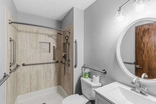 5661 Donegal Court, Shoreview, MN 55126