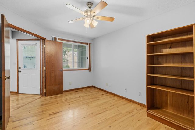 5661 Donegal Court, Shoreview, MN 55126