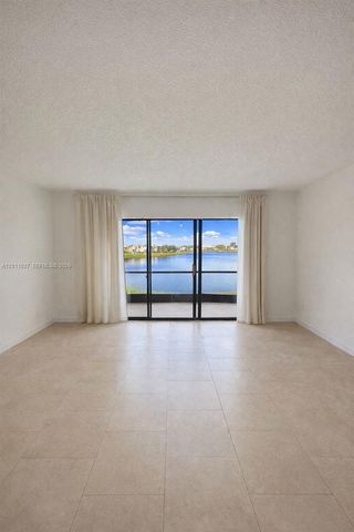 1110 Green Pine Blvd C1, West Palm Beach, FL 33409