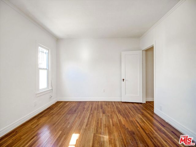 243 N Berendo Street, Los Angeles, CA 90004