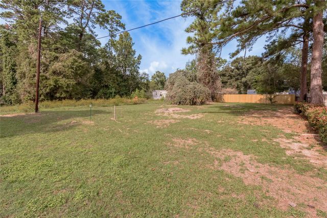 365 Pinemont Drive, Point Blank, TX 77364